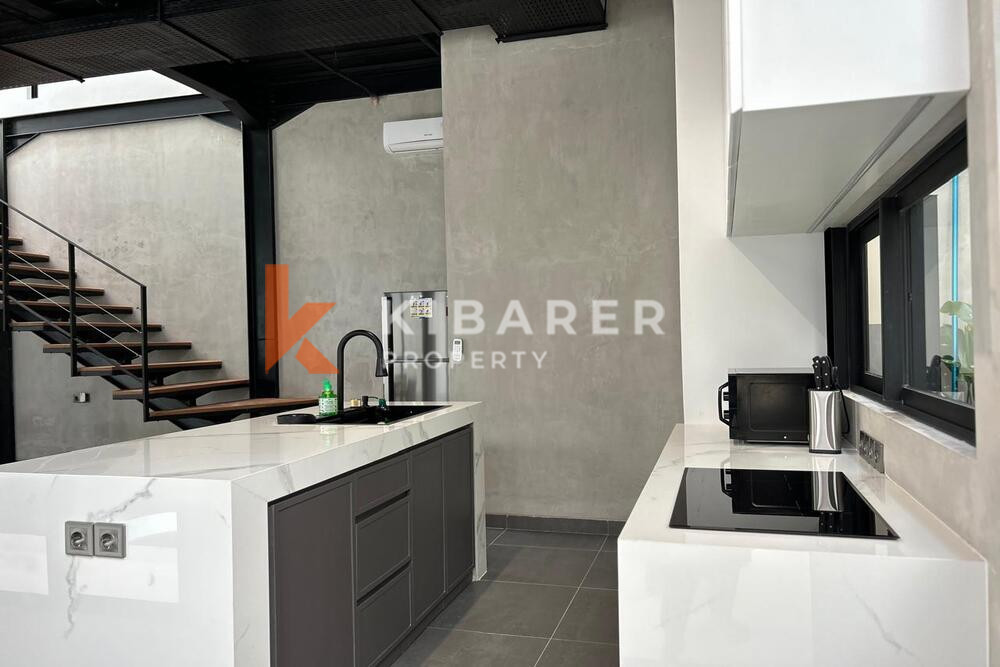 Exquisite Two Level Two Bedroom Contemporary Villa in Berawa — image 3