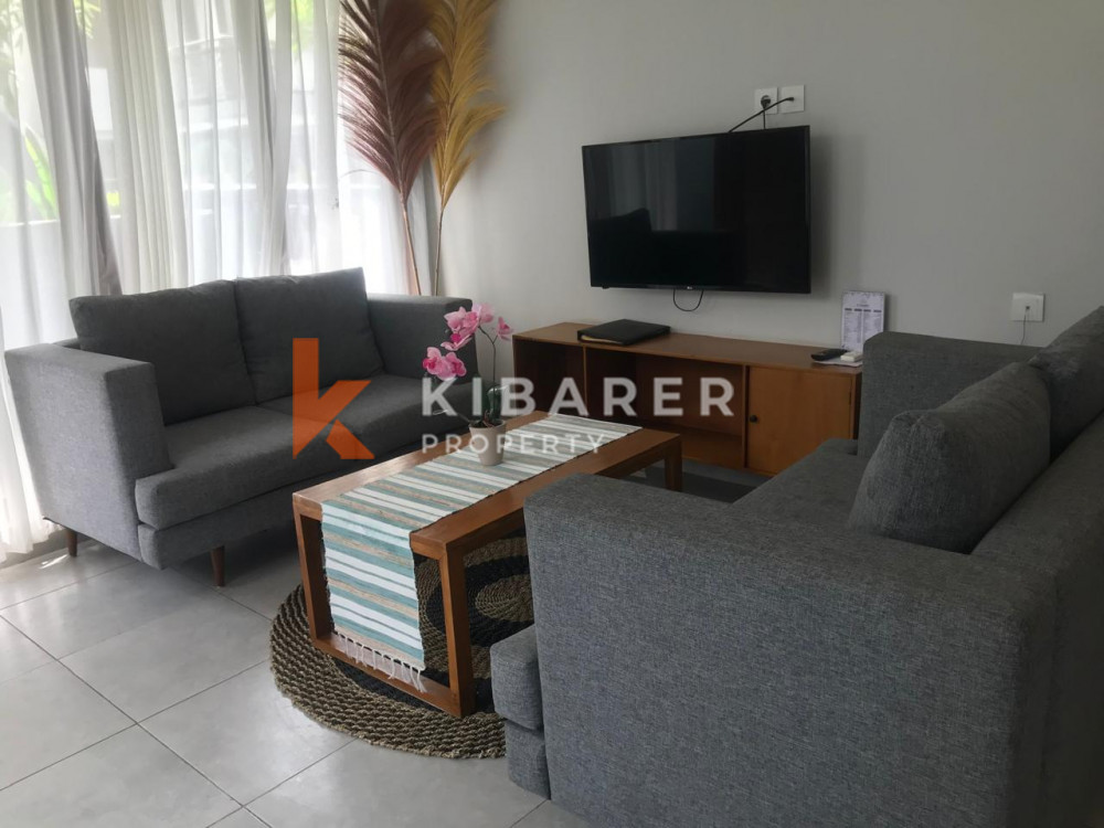 Charming Two-Bedroom Villa in Secure Gated Complex in Kerobokan — image 8