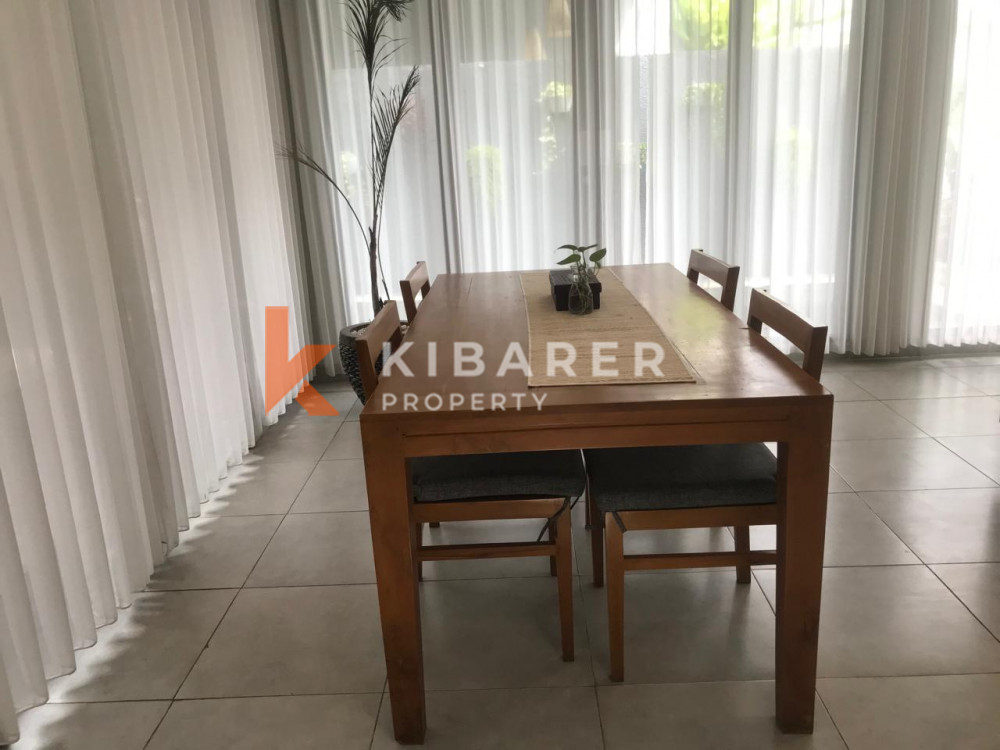 Charming Two-Bedroom Villa in Secure Gated Complex in Kerobokan — image 10