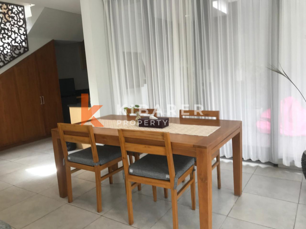 Charming Two-Bedroom Villa in Secure Gated Complex in Kerobokan — image 11