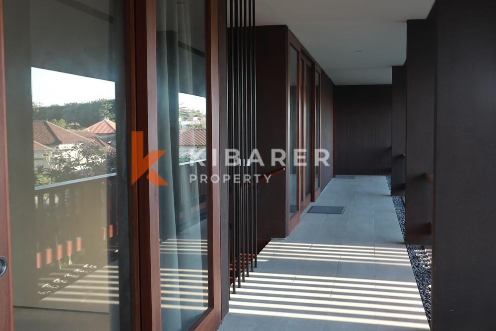 Stunning Four-Bedroom Enclosed Living Villa Walking distance to Jimbaran Beach — image 18