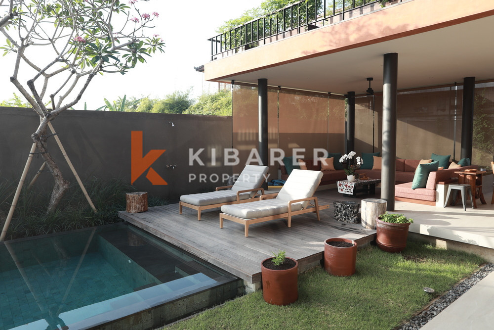Stunning Four-Bedroom Enclosed Living Villa Walking distance to Jimbaran Beach — image 2