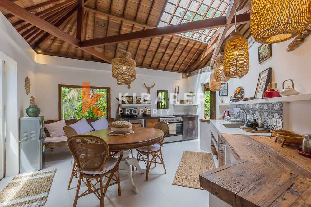 Beautiful Five Bedrooms Villa In Umalas Kerobokan — image 15