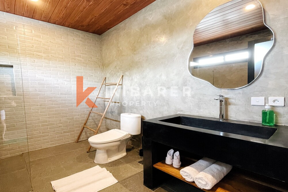 Contemporary One Bedroom Industrial Loft in Canggu — image 13