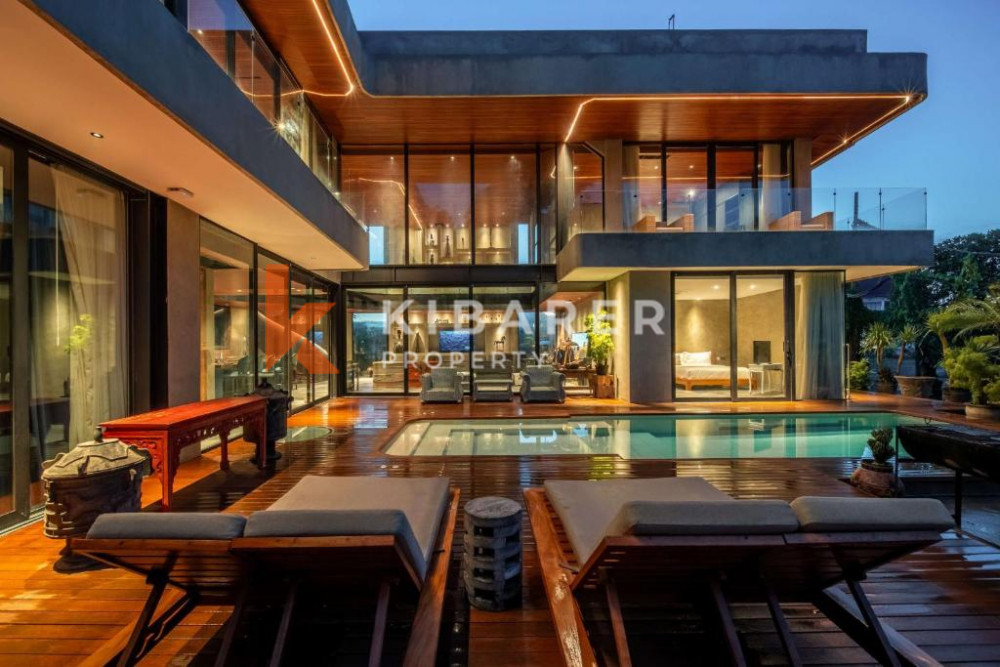 Luxury Five-bedroom in Berawa in canggu — image 5