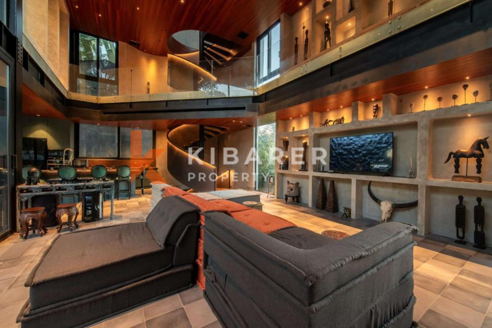 Five-Bedroom Luxury in Berawa in Canggu — image 11