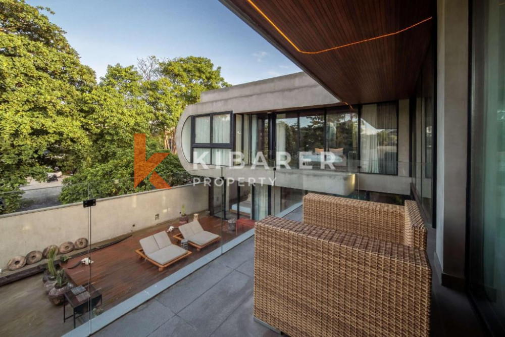 Five-Bedroom Luxury in Berawa in Canggu