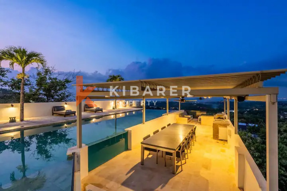 Six-bedroom Villa in Uluwatu with Ocean View And Shark Tank