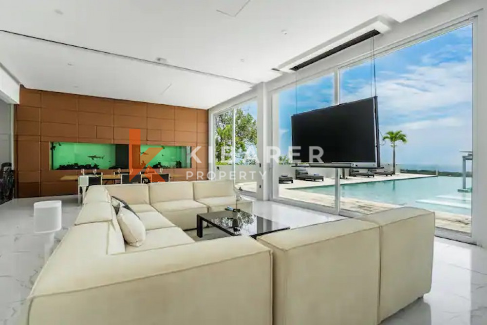 Six-bedroom Villa in Uluwatu with Ocean View And Shark Tank — image 8