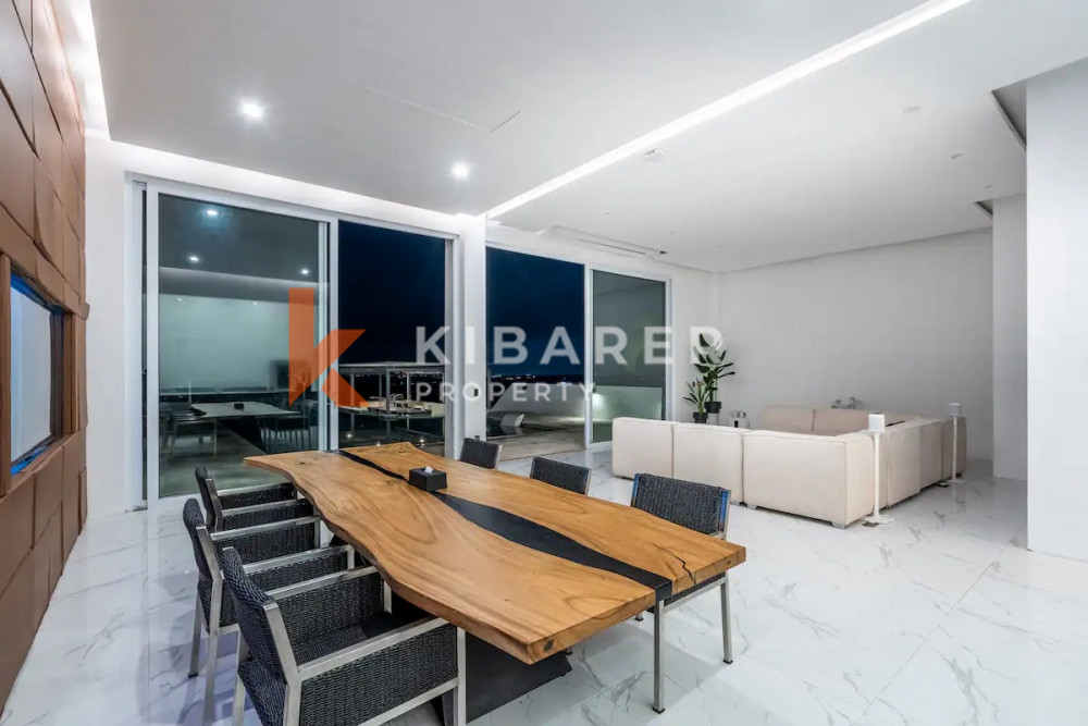 Six-bedroom Villa in Uluwatu with Ocean View And Shark Tank — image 19