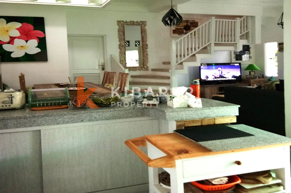 Cozy Closed Two-Bedroom Unfurnished Villa Near Canggu — image 5