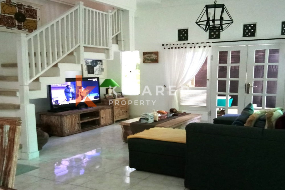 Cozy Closed Two-Bedroom Unfurnished Villa Near Canggu — image 7