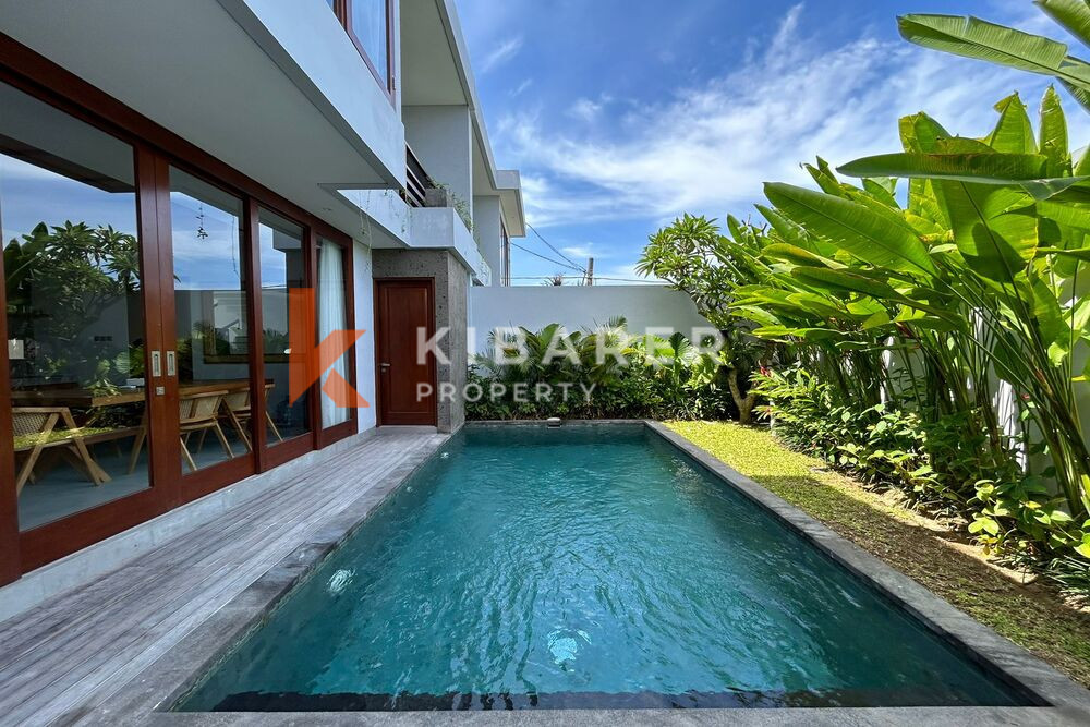 Elegant Two Bedroom Enclosed Living Contemporary Villa in Padang Linjong — image 4