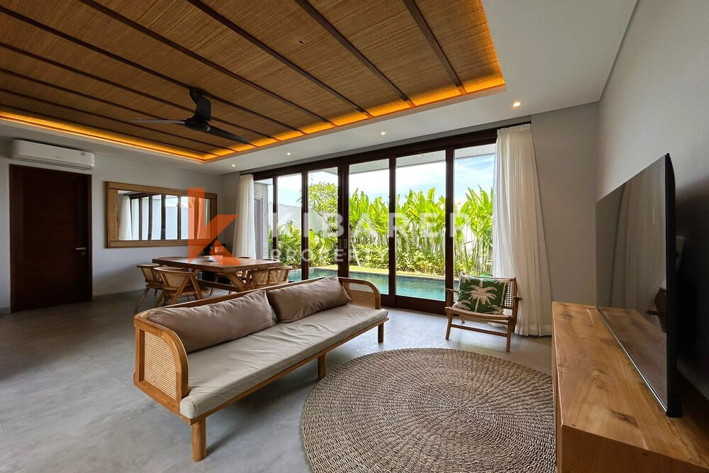 Elegant Two Bedroom Enclosed Living Contemporary Villa in Padang Linjong — image 1
