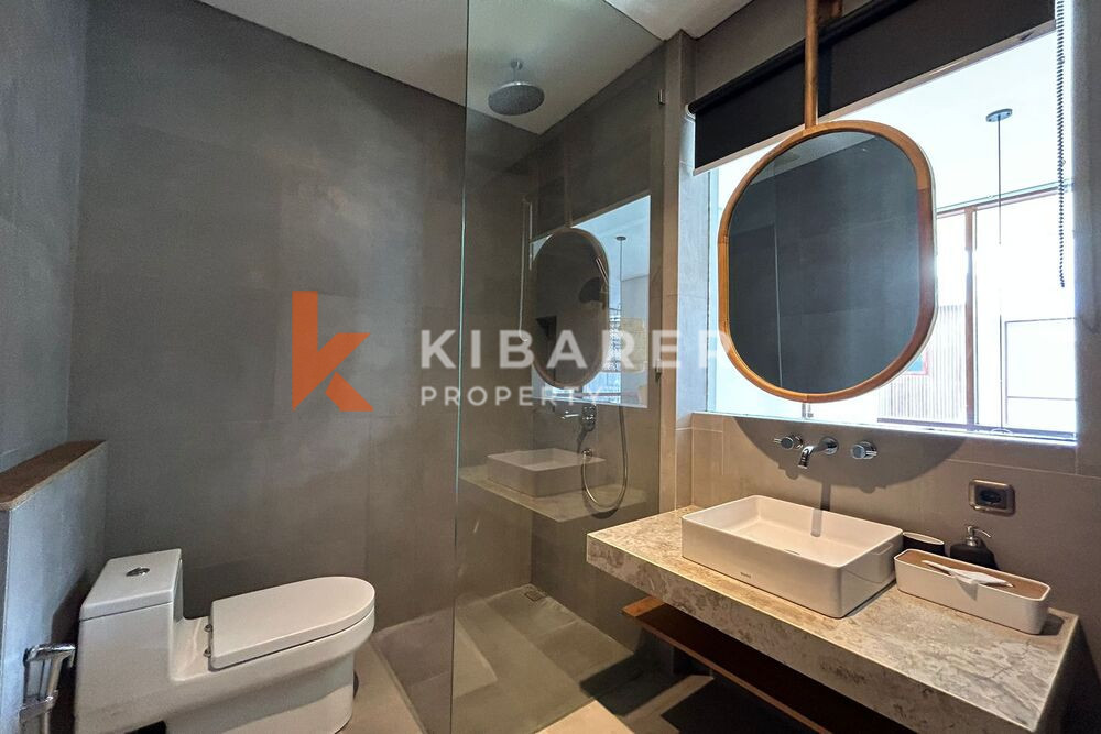 Elegant Two Bedroom Enclosed Living Contemporary Villa in Padang Linjong — image 19