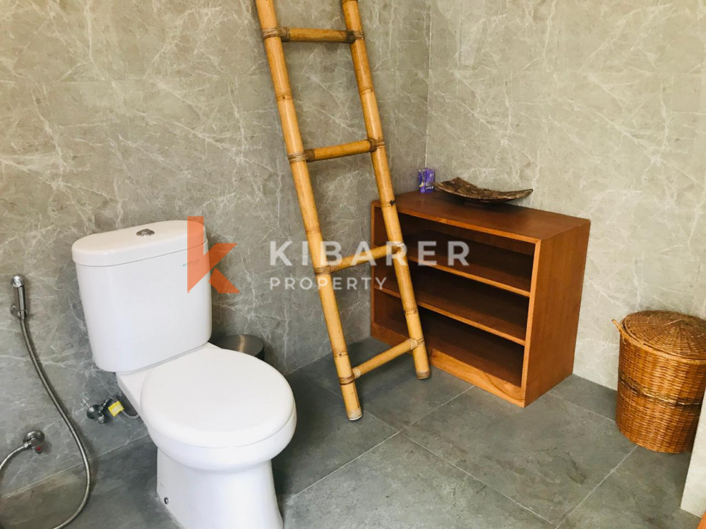 New Two-Bedroom Villa with Open Living Space in Berawa — image 11