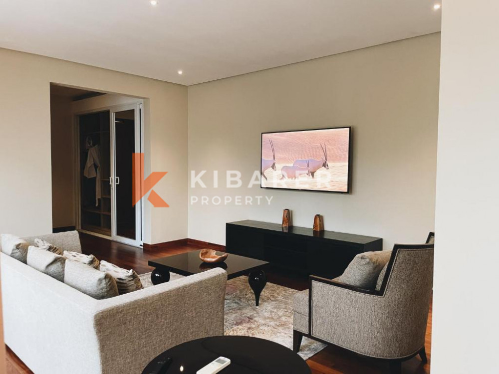 Three-bedroom and Enclosed Living for Rent in New Kuta Golf Pecatu — image 3