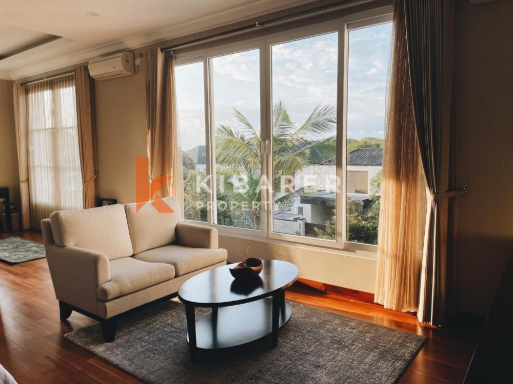 Three-bedroom and Enclosed Living for Rent in New Kuta Golf Pecatu — image 11