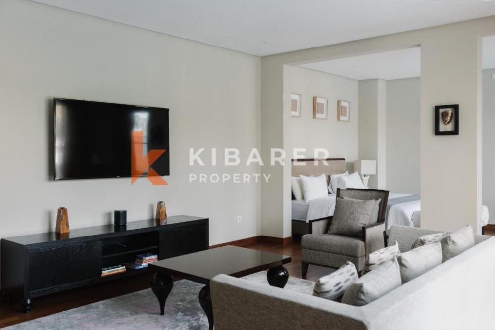 Three-bedroom and Enclosed Living for Rent in New Kuta Golf Pecatu — image 4