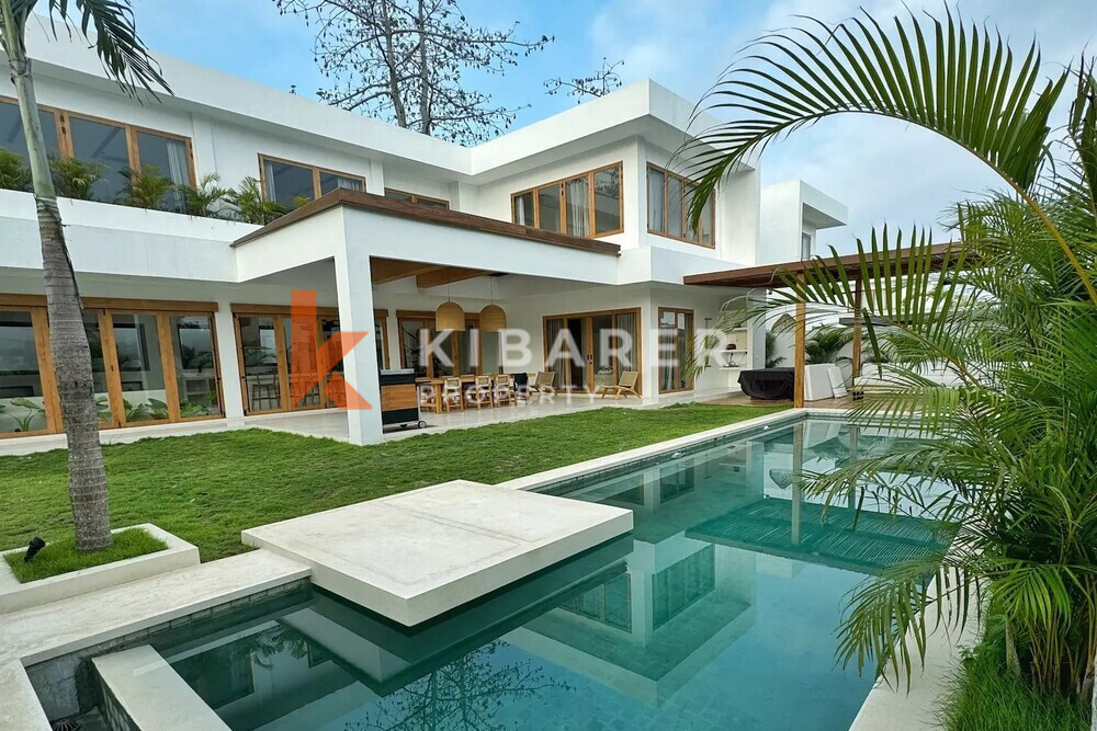 Beautifully Designed Four-Bedroom Villa with Enclosed Space in Bingin