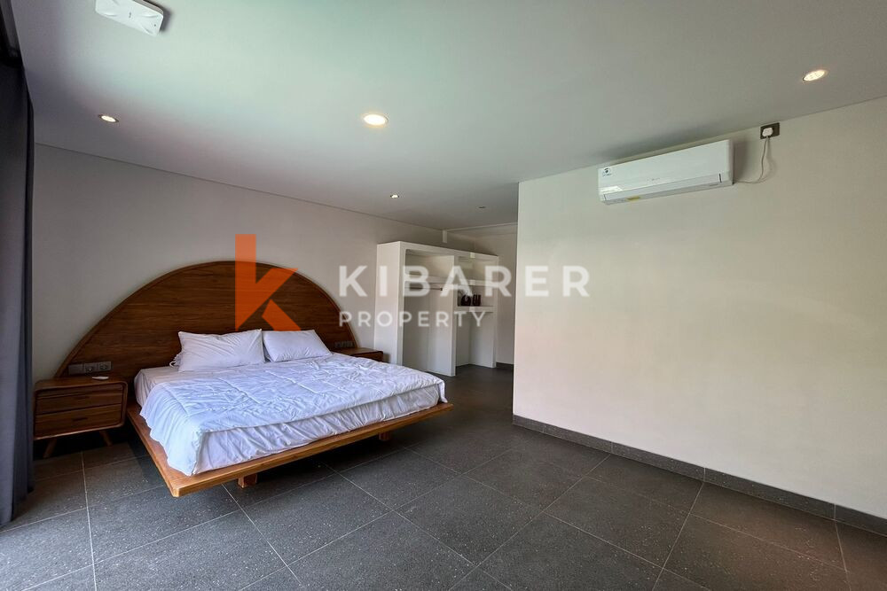 Sophisticated Two-Bedroom Villa with Enclosed Living Space in Pererenan — image 12