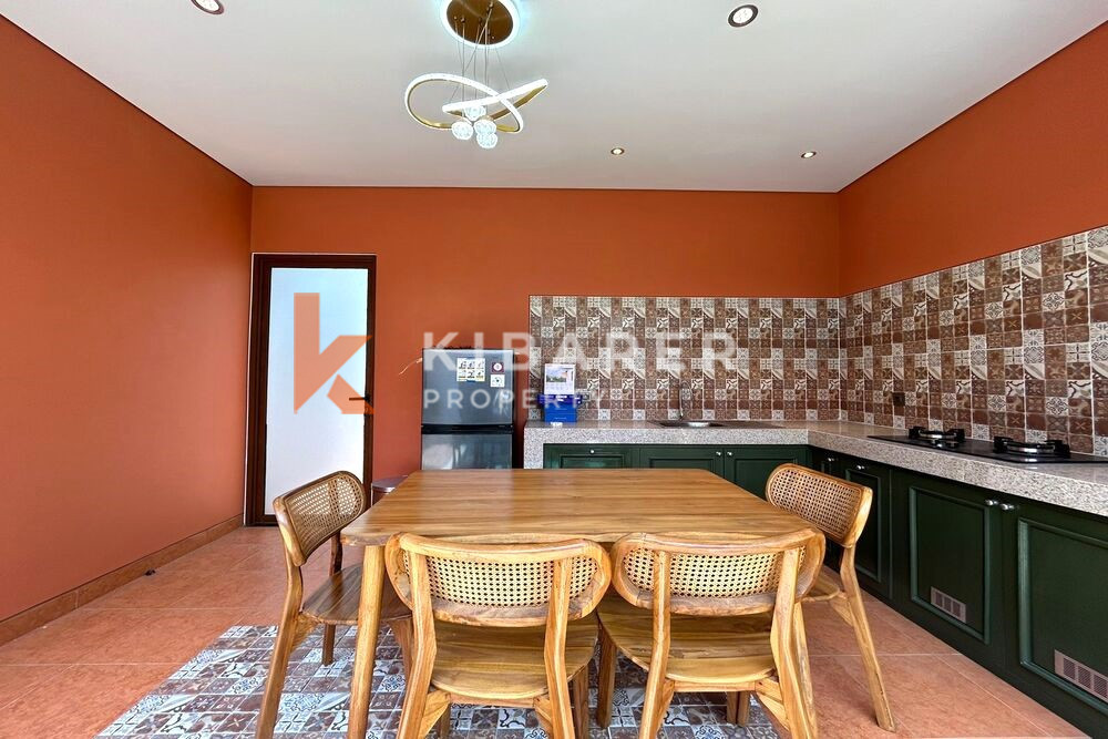 Sophisticated Two-Bedroom Villa with Enclosed Living Space in Pererenan — image 7