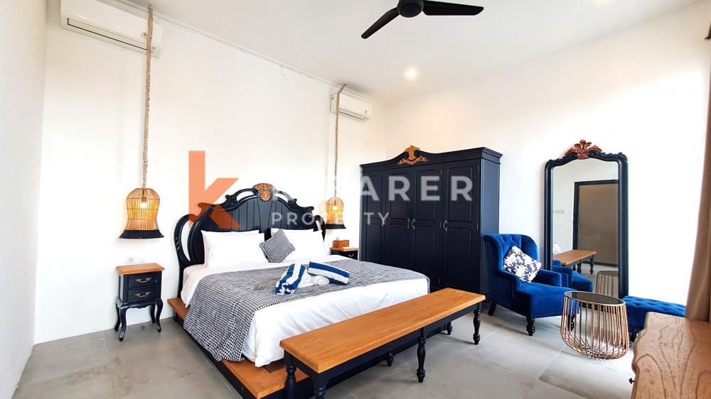 Recently Renovated Three-Bedroom Villa with Enclosed Living Room in Berawa — image 10