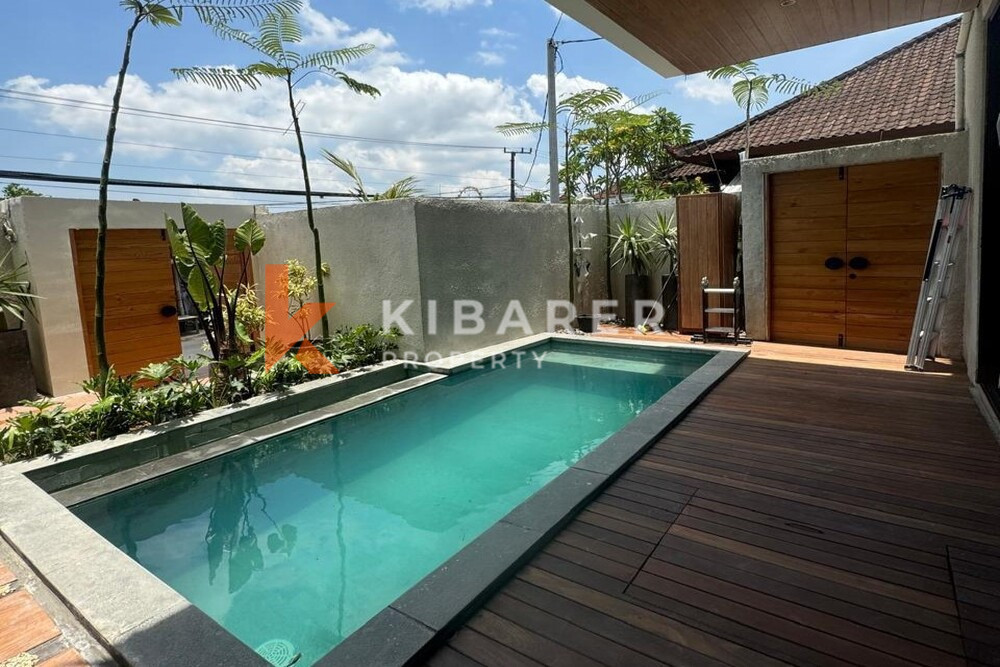 Beautiful Modern Three-Bedroom Private Villa in Canggu