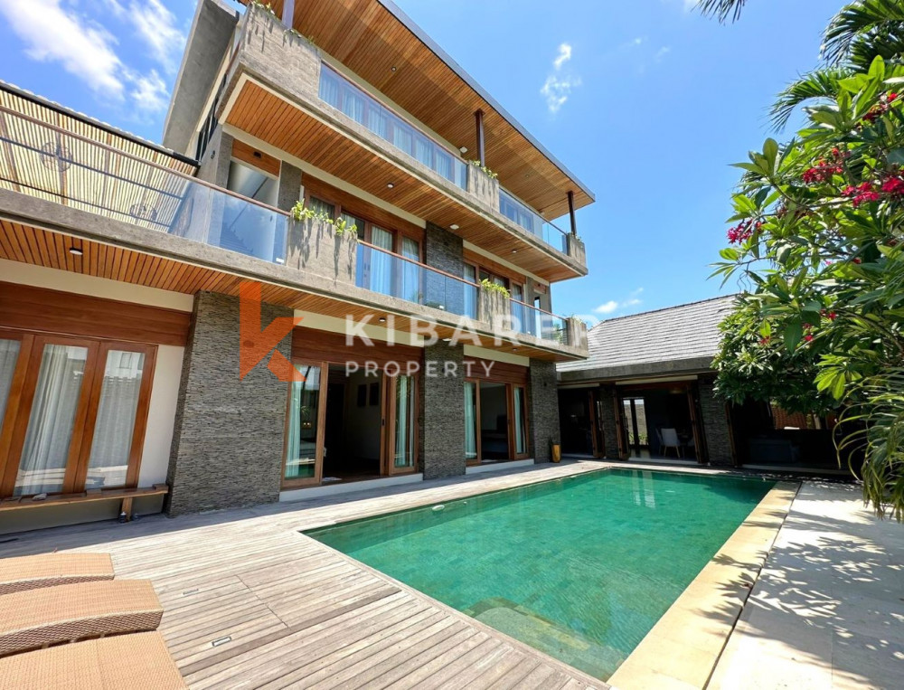 Six Bedroom Villa in Berawa