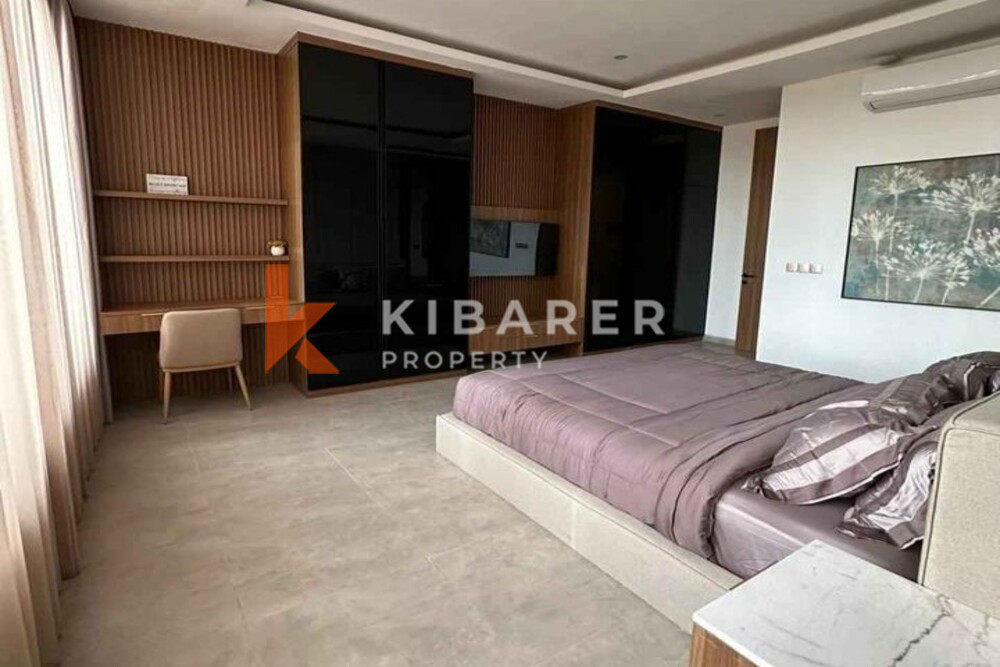 Exquisite Three-Bedroom Enclosed Living Modern Villa in Canggu — image 15