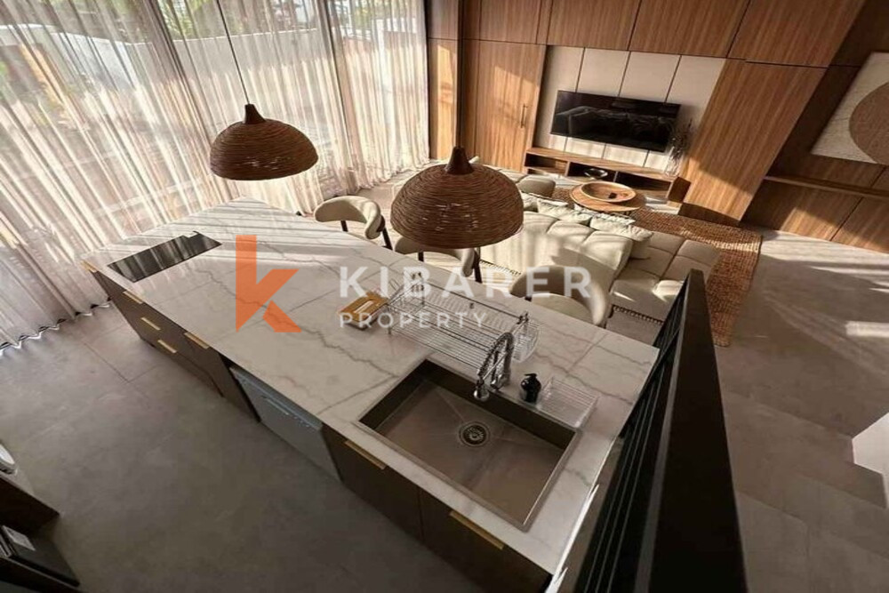 Exquisite Three-Bedroom Enclosed Living Modern Villa in Canggu — image 4