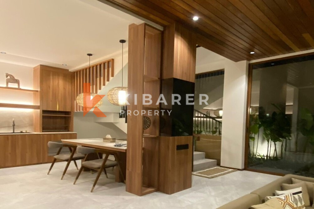 Three-Bedroom Enclosed Living Room Villa with Luxurious Touches in Canggu — image 5