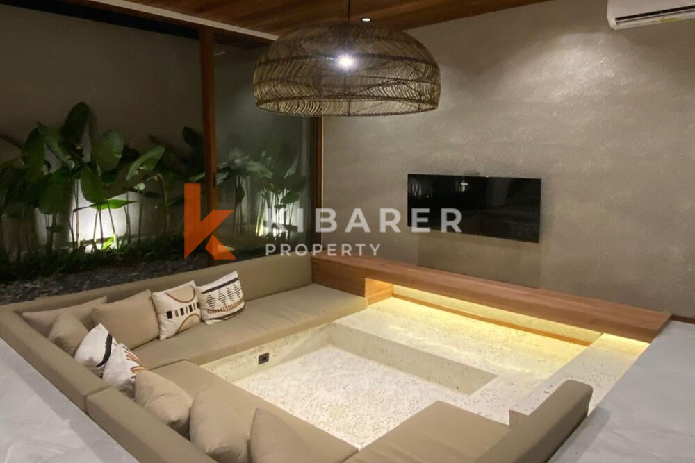 Three-Bedroom Enclosed Living Room Villa with Luxurious Touches in Canggu — image 7