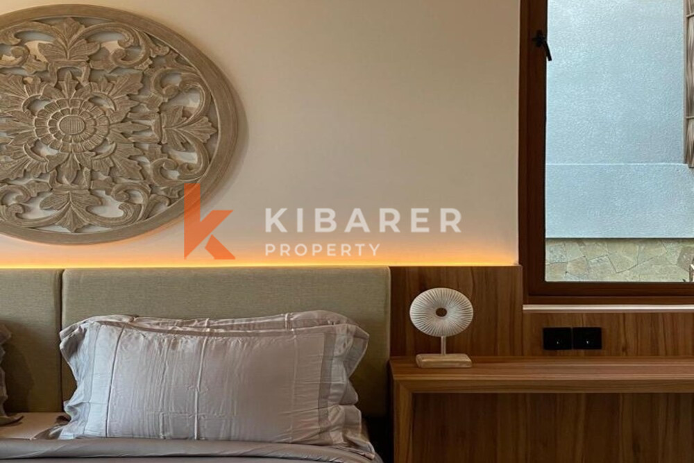 Three-Bedroom Enclosed Living Room Villa with Luxurious Touches in Canggu — image 12