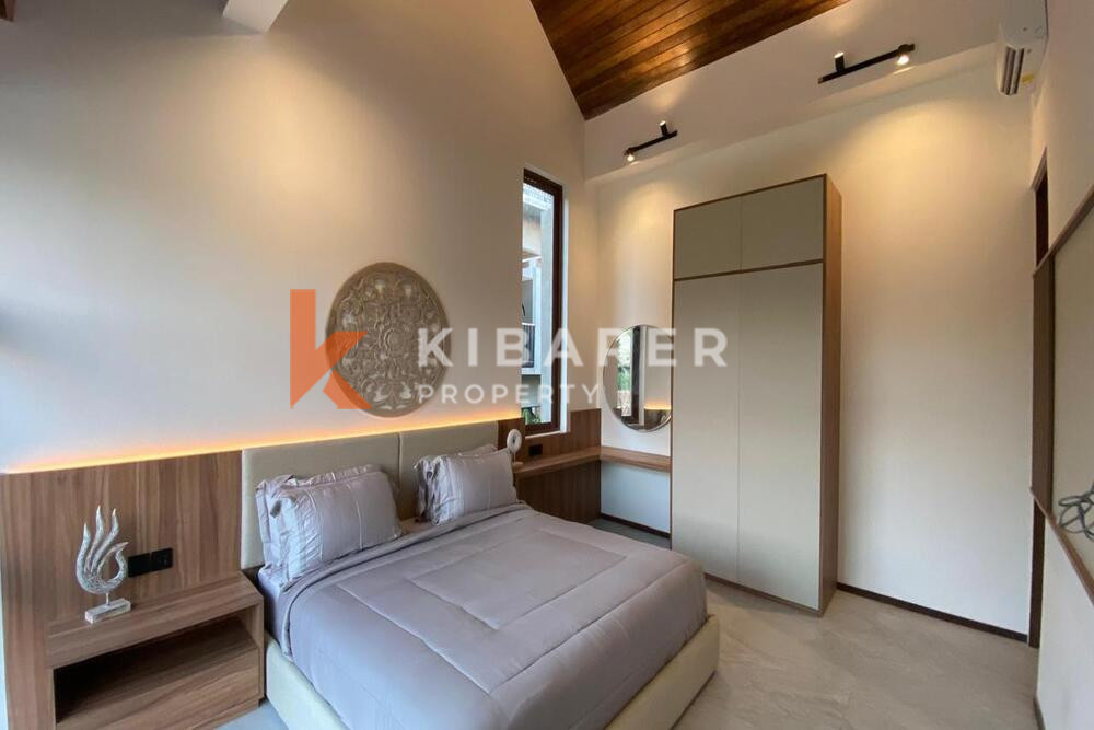 Three-Bedroom Enclosed Living Room Villa with Luxurious Touches in Canggu — image 15