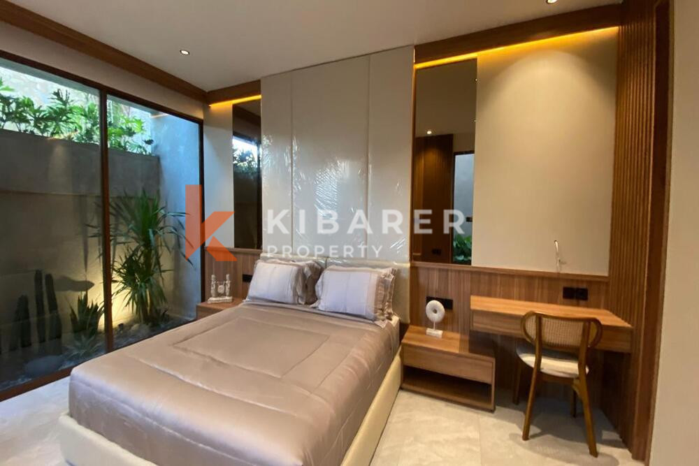 Three-Bedroom Enclosed Living Room Villa with Luxurious Touches in Canggu — image 19