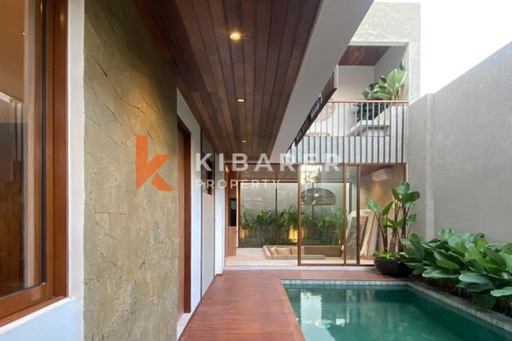 Three-Bedroom Enclosed Living Room Villa with Luxurious Touches in Canggu — image 2