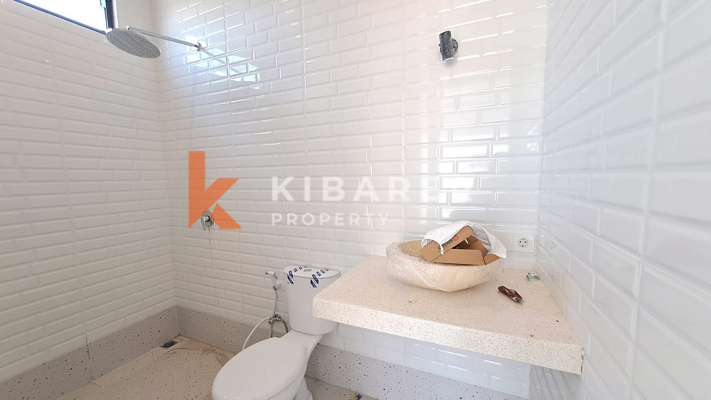 Unfurnished Three-Bedroom Gated Villa with Balcony in Canggu Area — image 12