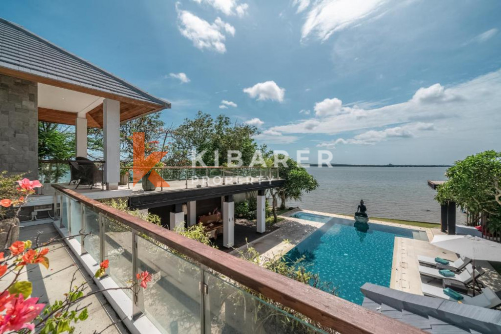 Ocean Front Four-bedroom Villa in Nusa Dua — image 6