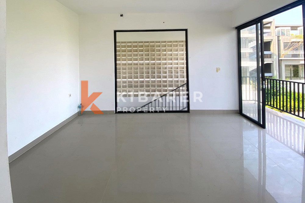 Unfurnished Two-Bedroom Open Living Villa Walking Distance to the Yeh Gangga Beach — image 11