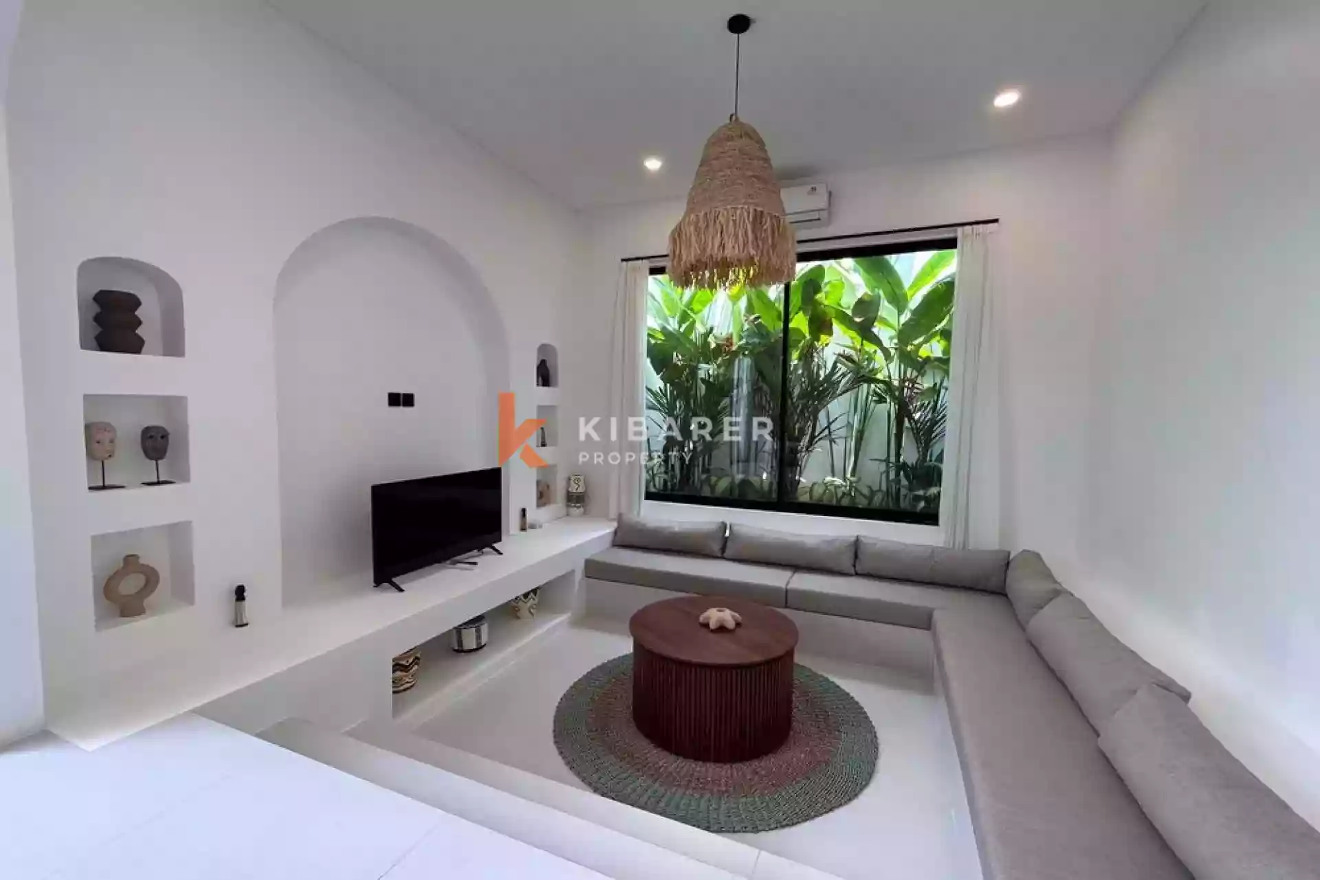 Stylish Two-Bedroom Tropical Villa with Enclosed Living in Cemagi — image 8