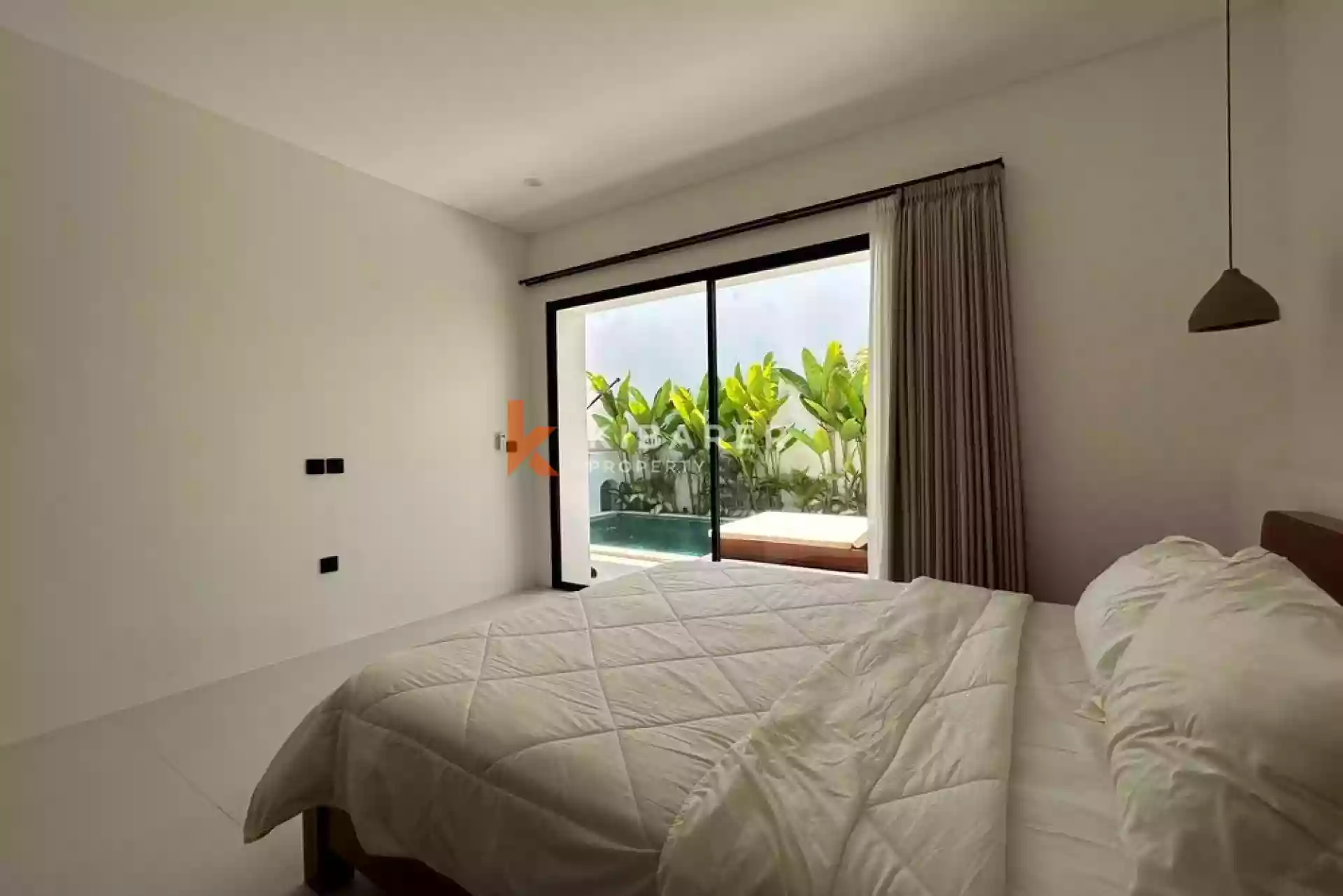 Stylish Two-Bedroom Tropical Villa with Enclosed Living in Cemagi — image 14