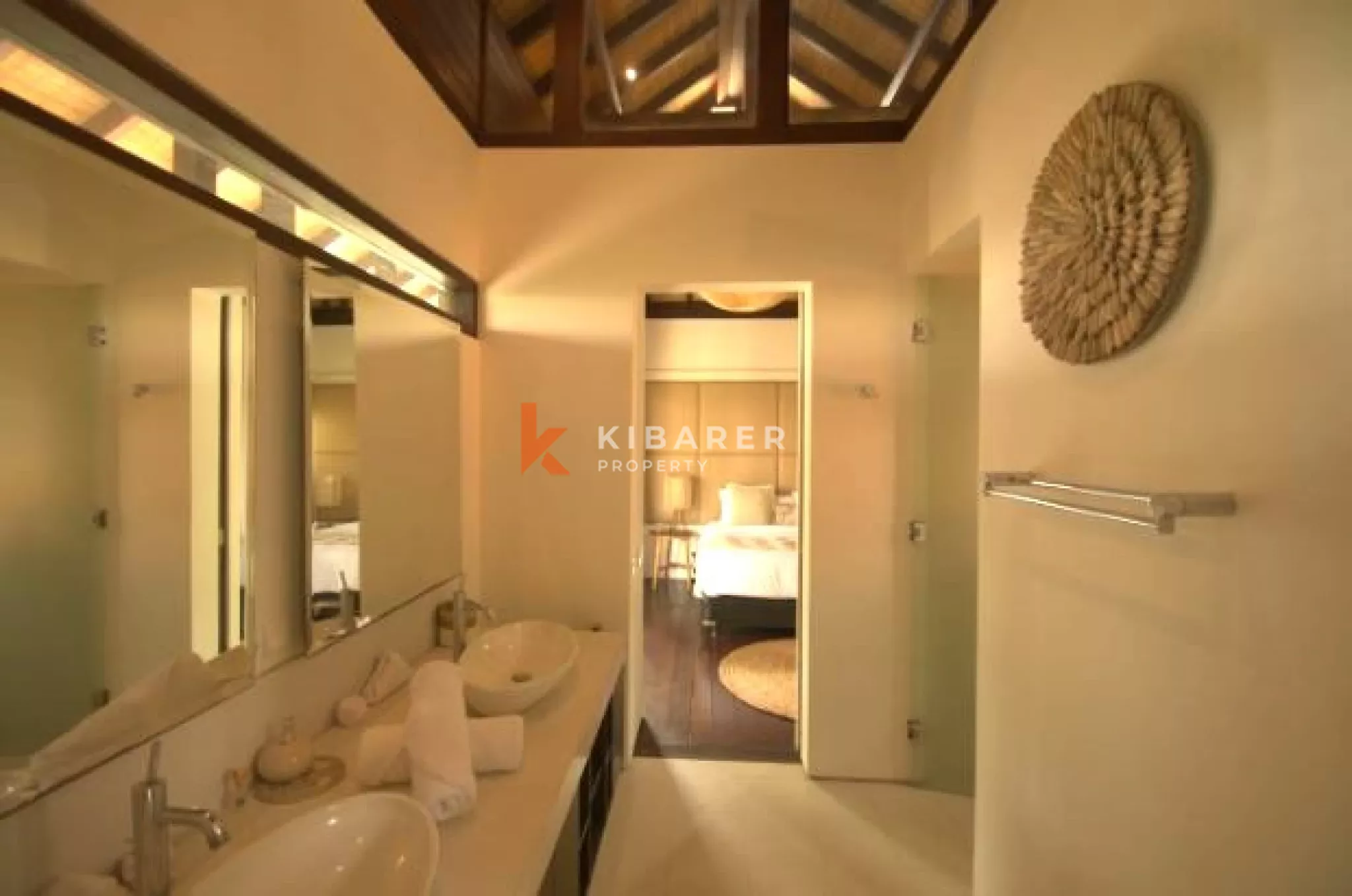 Luxury Five-Bedrooms plus Office Room with Enclosed Living Villa Located in Petitenget Area — image 18