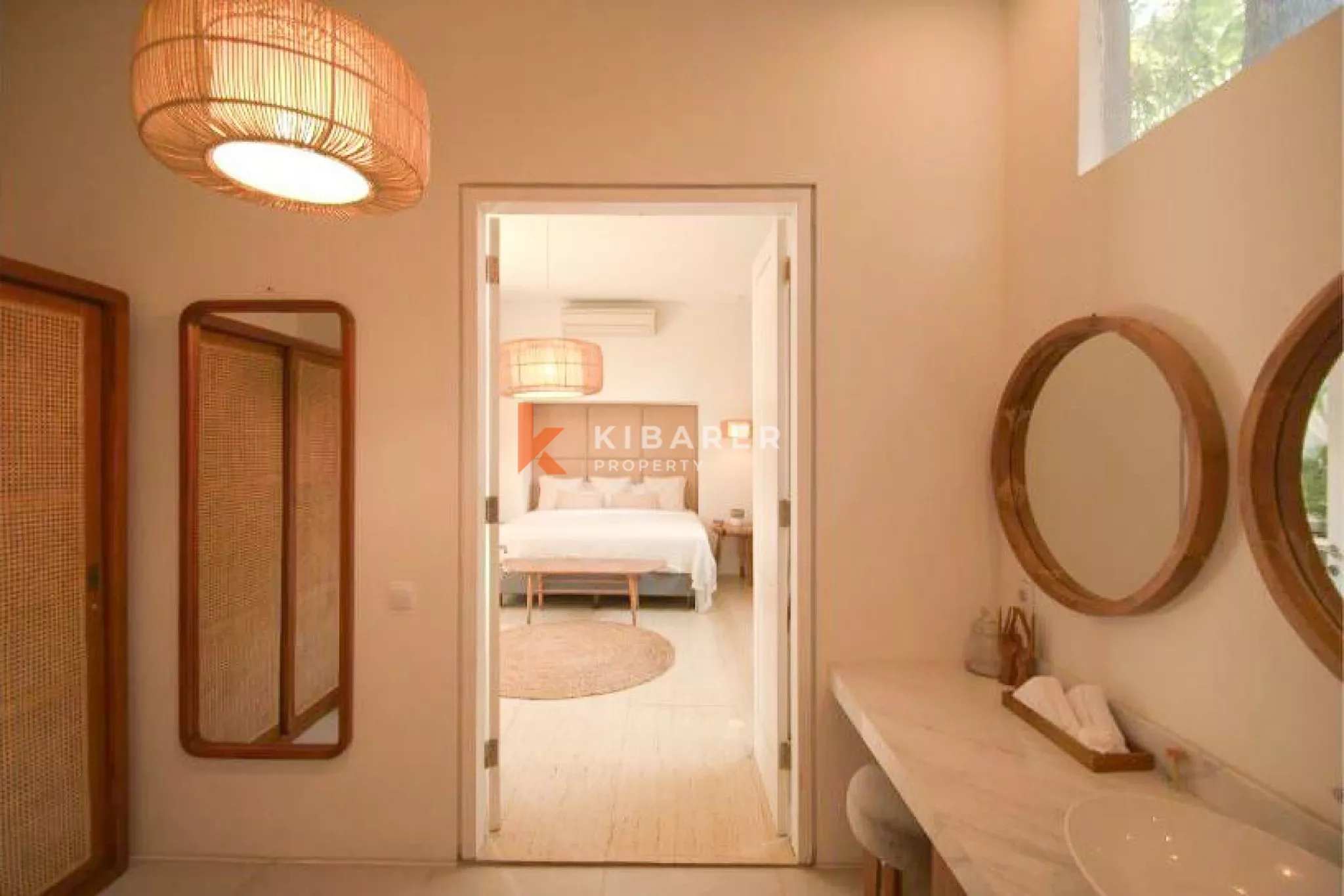 Luxury Five-Bedrooms plus Office Room with Enclosed Living Villa Located in Petitenget Area — image 19