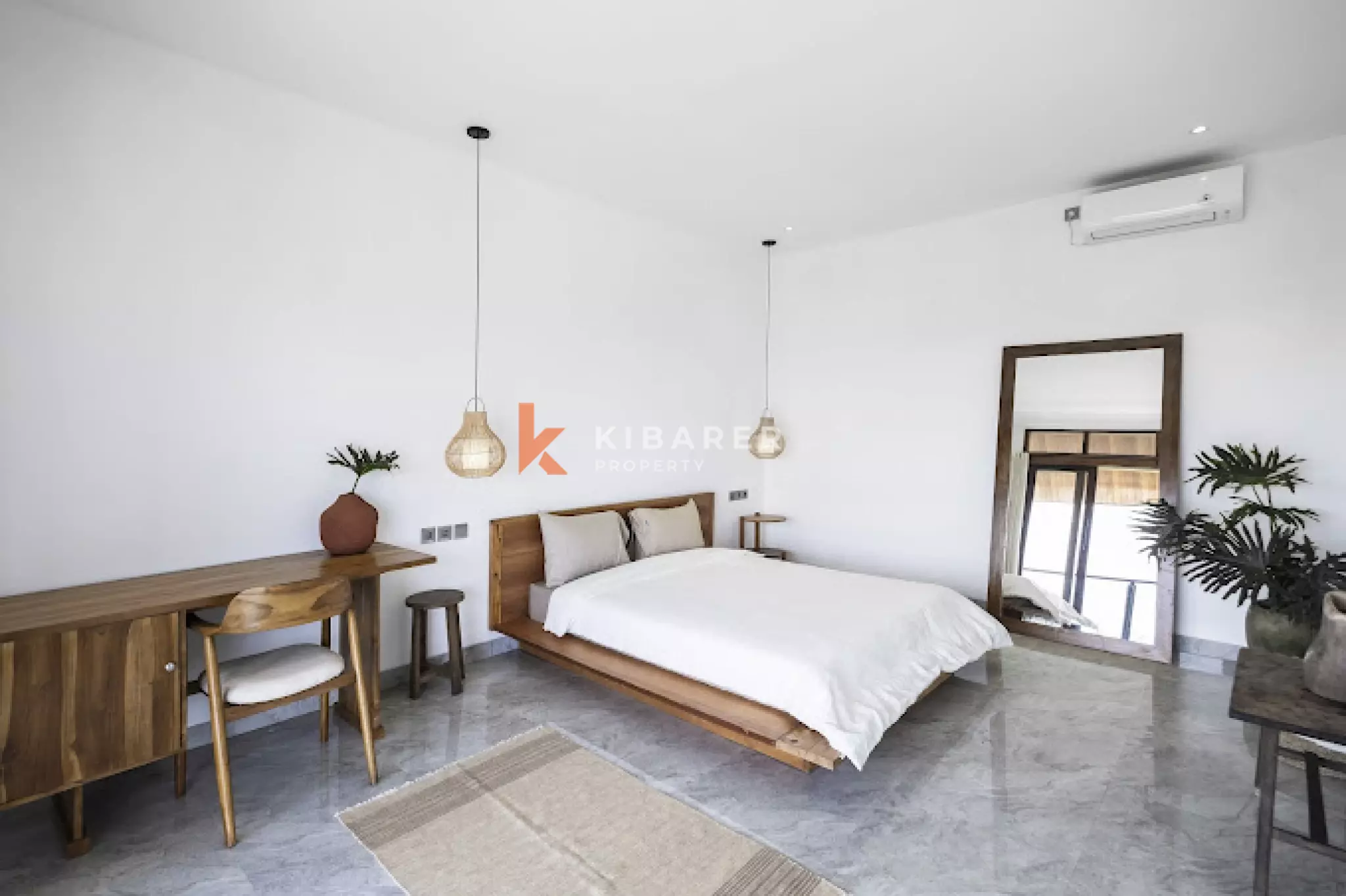 Lux Three Bedroom Villa with View and Near to Pererenan Beach — image 7