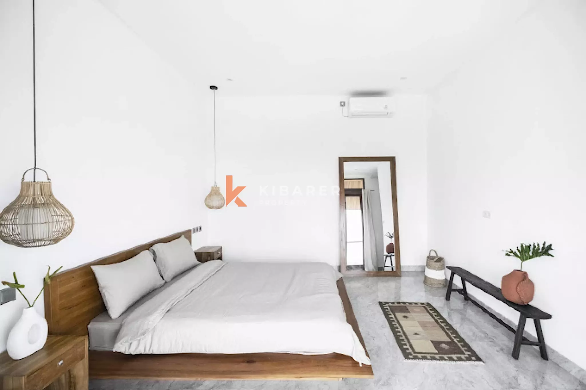 Lux Three Bedroom Villa with View and Near to Pererenan Beach — image 11