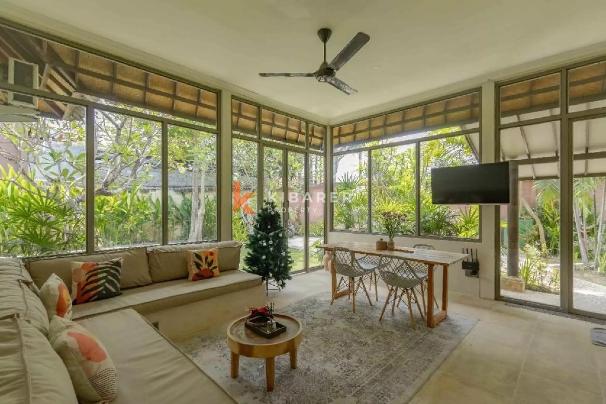Three Bedroom with Enclosed Living Villa in Umalas — image 3