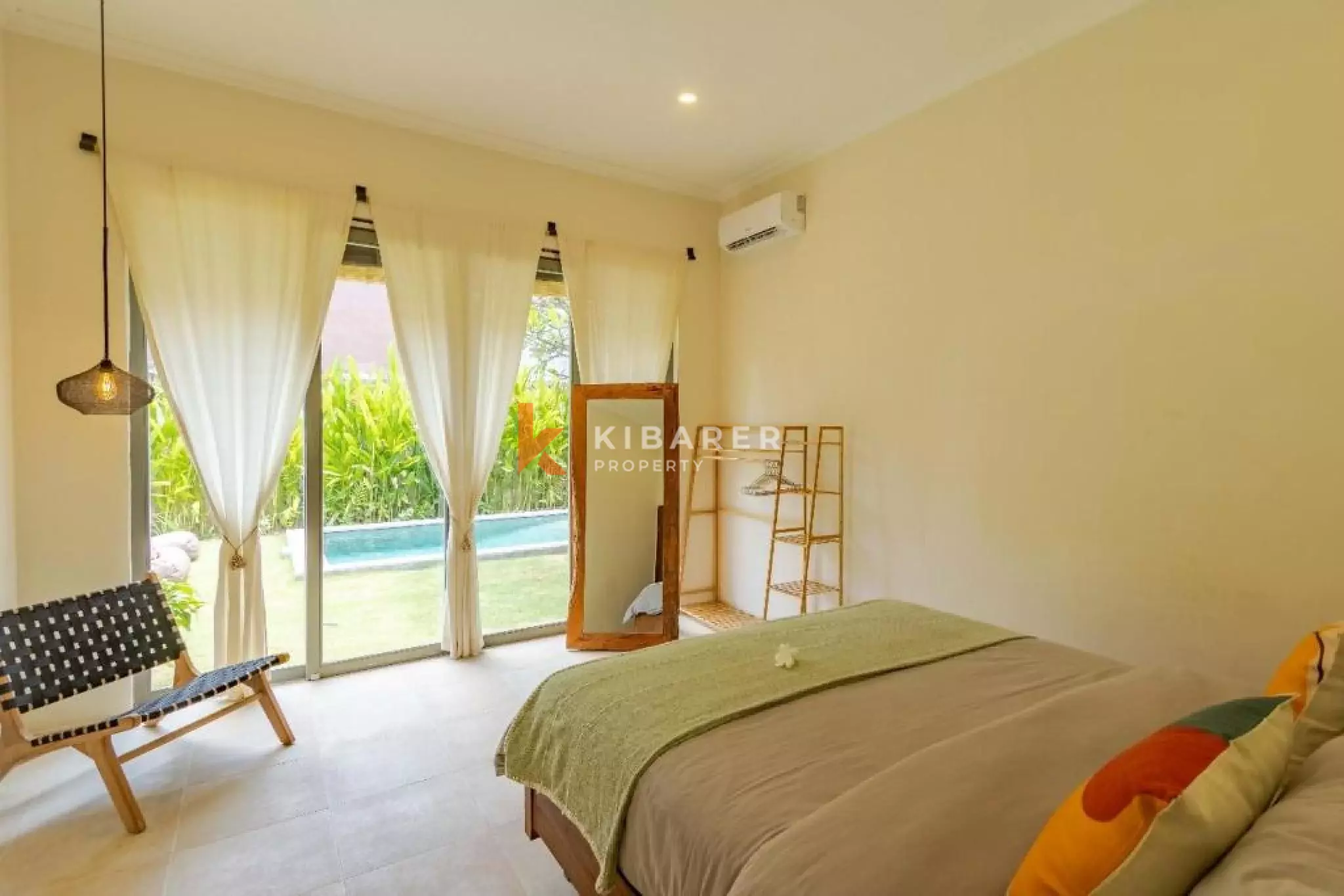 Three Bedroom with Enclosed Living Villa in Umalas — image 9