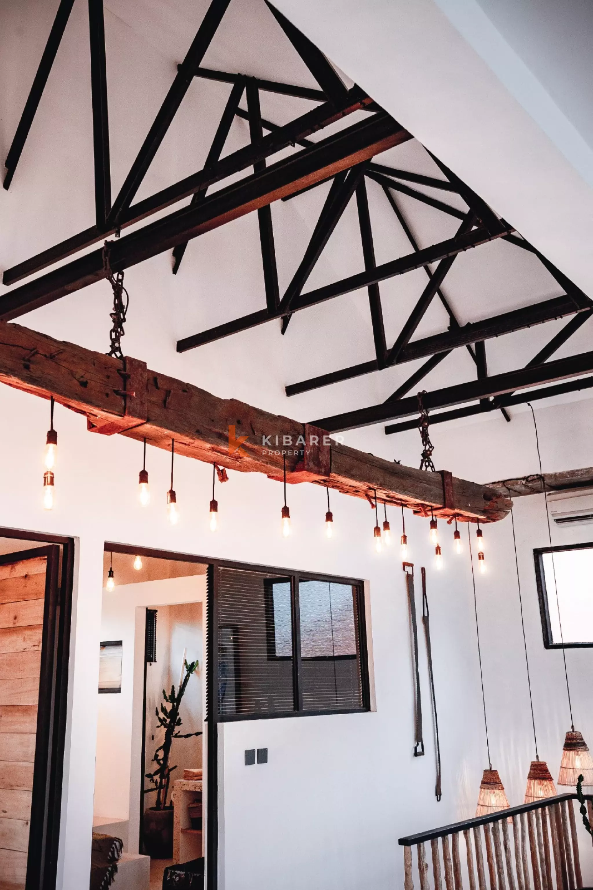 Artistic Two Bedroom Loft in Berawa — image 12