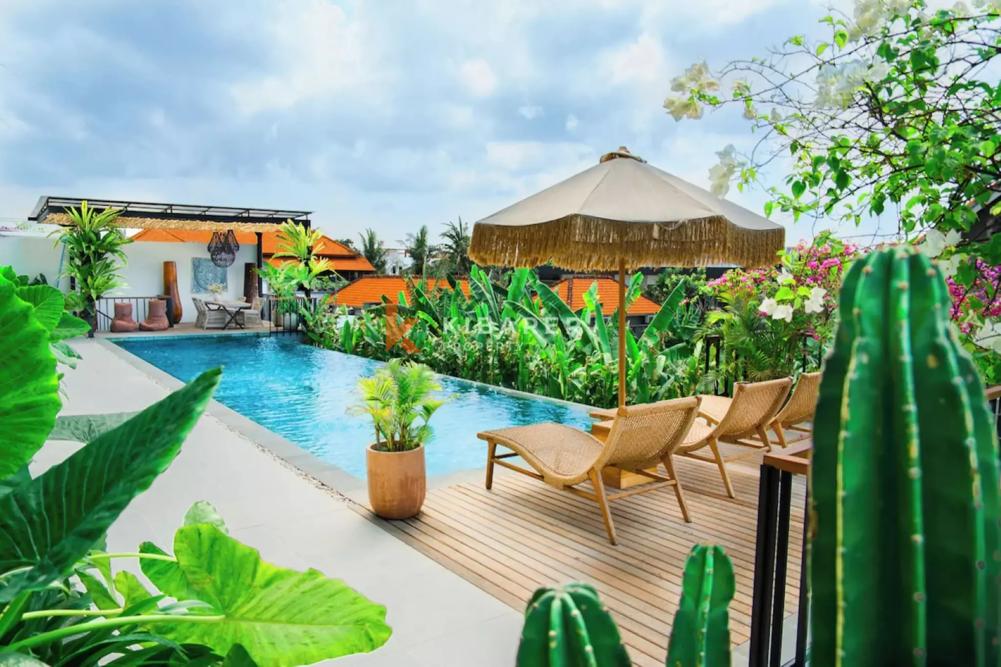 One Bedroom Apartment with Pool in Batu Bolong — image 10